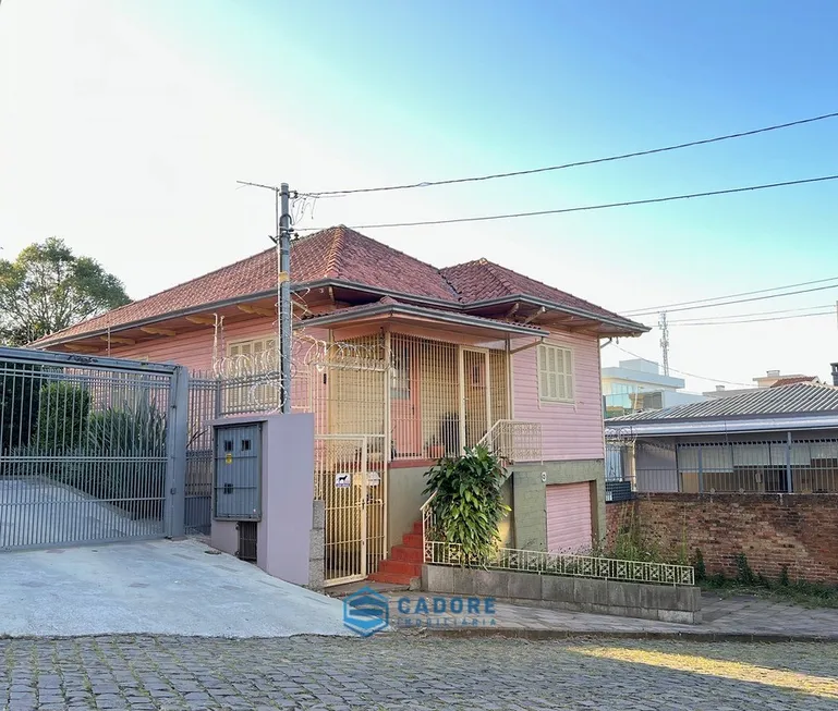 Foto 1 de Casa com 4 Quartos à venda, 146m² em Cinquentenário, Caxias do Sul