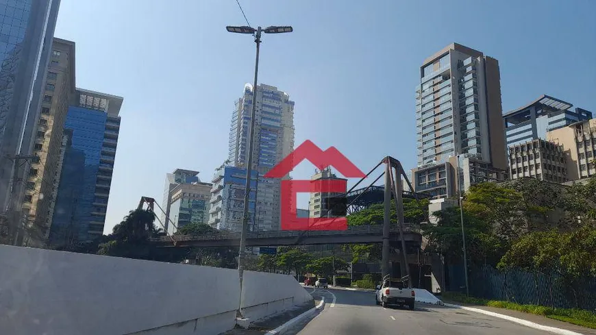 Foto 1 de Casa com 3 Quartos à venda, 250m² em Jardim Brasil, São Paulo