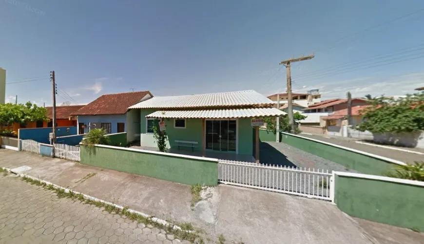 Foto 1 de Casa com 2 Quartos para venda ou aluguel, 150m² em Balneário Enseada, São Francisco do Sul