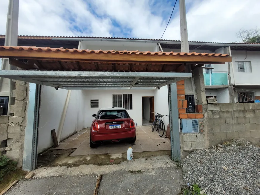 Foto 1 de Sobrado com 2 Quartos à venda, 75m² em Balneário Gaivotas, Itanhaém