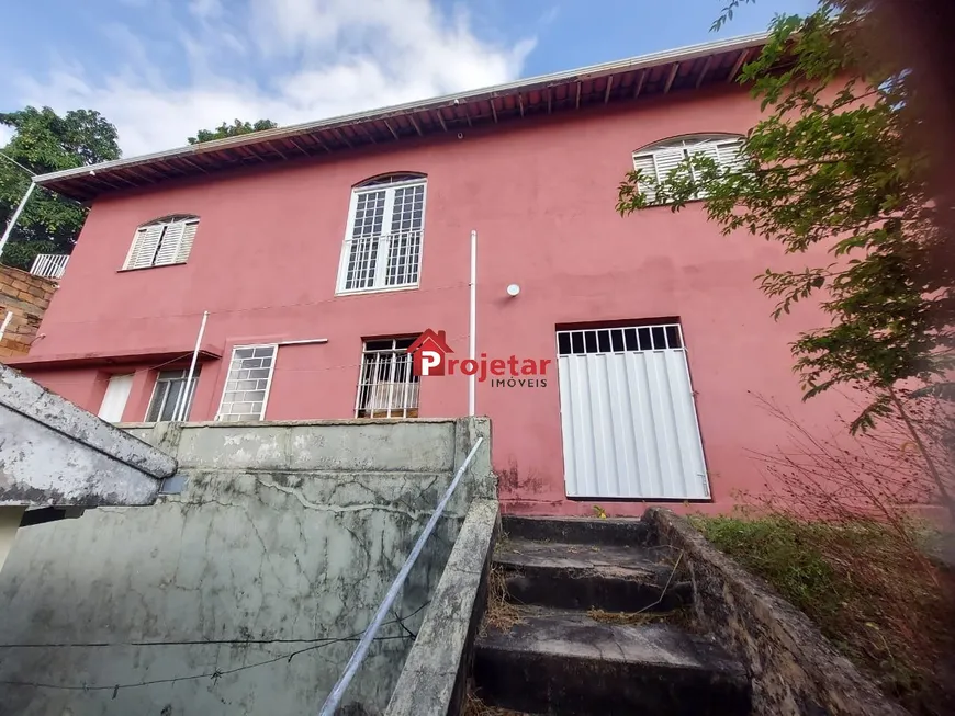 Foto 1 de Casa com 4 Quartos à venda, 1600m² em Sagrada Família, Belo Horizonte