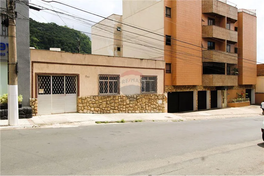 Foto 1 de Casa com 4 Quartos à venda, 143m² em São Mateus, Juiz de Fora