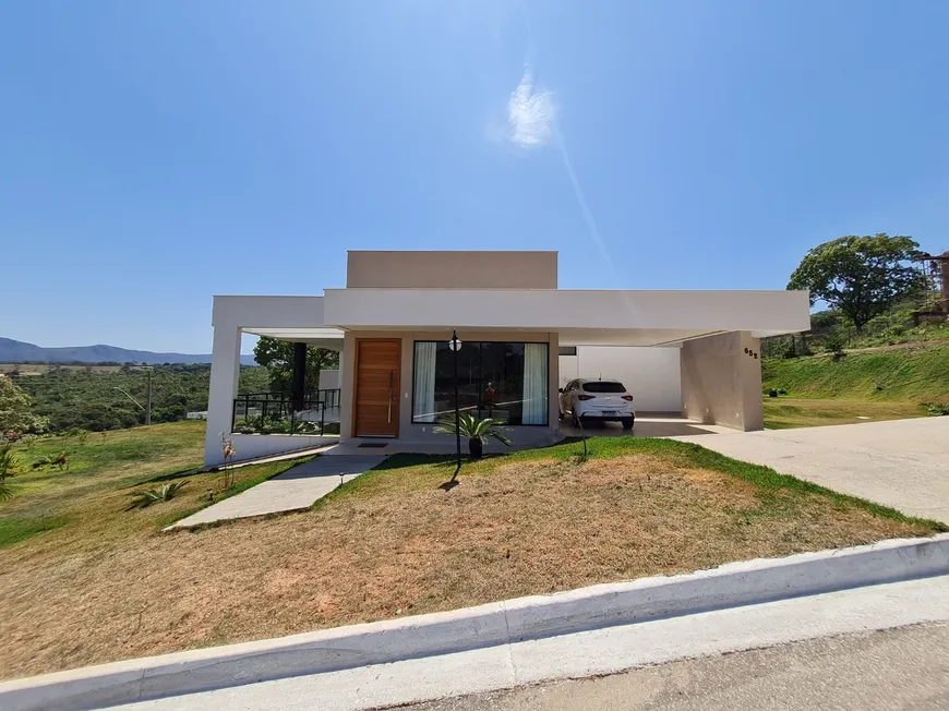 Foto 1 de Casa de Condomínio com 4 Quartos à venda, 260m² em Centro, Brumadinho