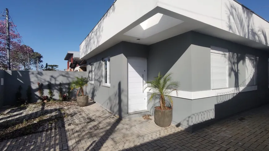 Foto 1 de Casa de Condomínio com 2 Quartos à venda, 49m² em Niterói, Canoas