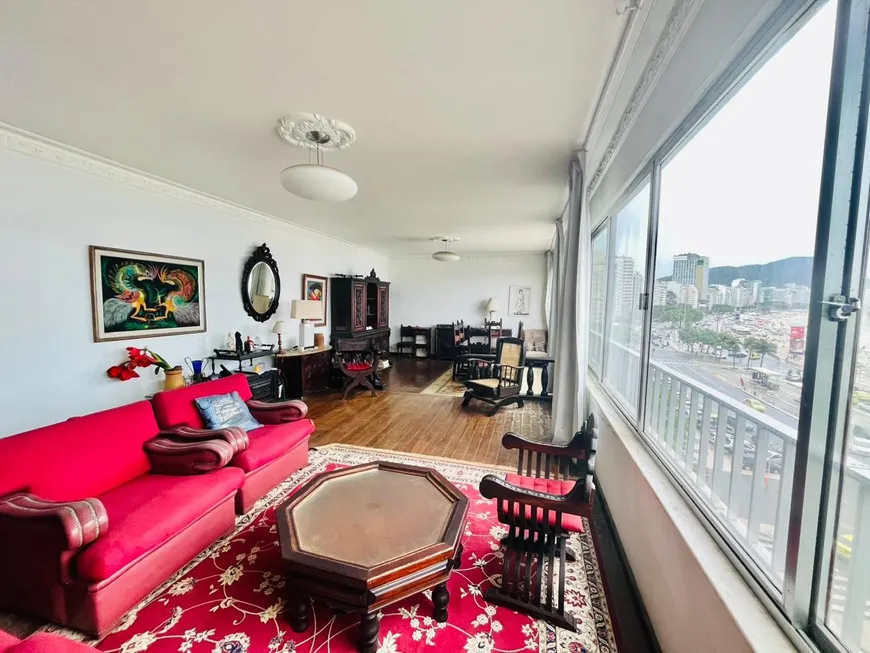 Foto 1 de Apartamento com 3 Quartos à venda, 175m² em Copacabana, Rio de Janeiro