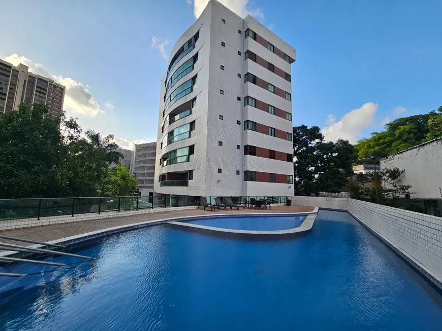 Foto 1 de Apartamento com 4 Quartos à venda, 140m² em Monteiro, Recife