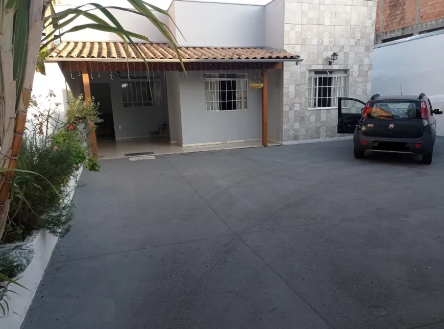 Foto 1 de Casa com 4 Quartos à venda, 120m² em Nova Vista, Belo Horizonte