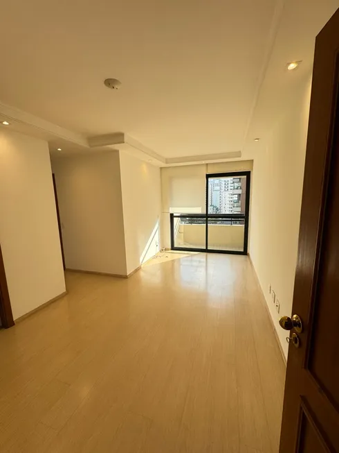 Foto 1 de Apartamento com 2 Quartos para alugar, 55m² em Vila Olímpia, São Paulo