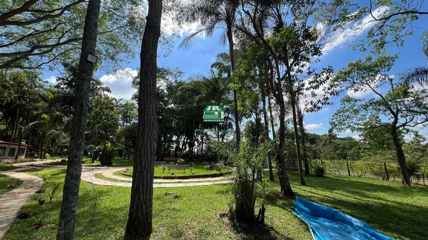 Foto 1 de Fazenda/Sítio com 3 Quartos para alugar, 300m² em Sítios de Recreio Americano do Brasil, Anápolis