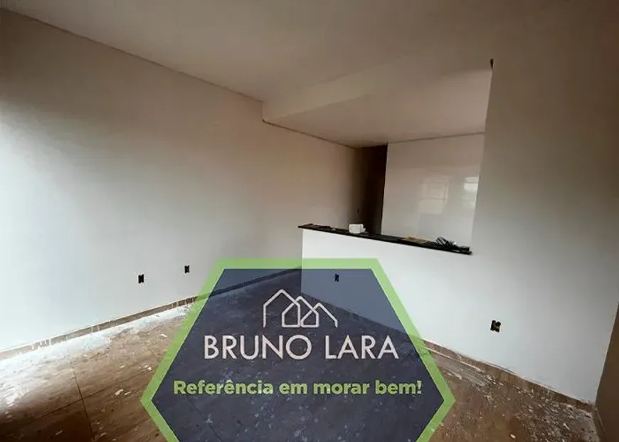 Foto 1 de Casa com 2 Quartos à venda, 70m² em Pedra Branca, São Joaquim de Bicas