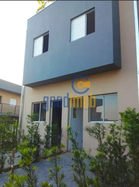 Foto 1 de Casa com 2 Quartos à venda, 50m² em Lopes de Oliveira, Sorocaba