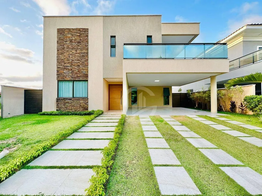 Foto 1 de Casa de Condomínio com 5 Quartos para venda ou aluguel, 450m² em Alphaville Fortaleza, Fortaleza