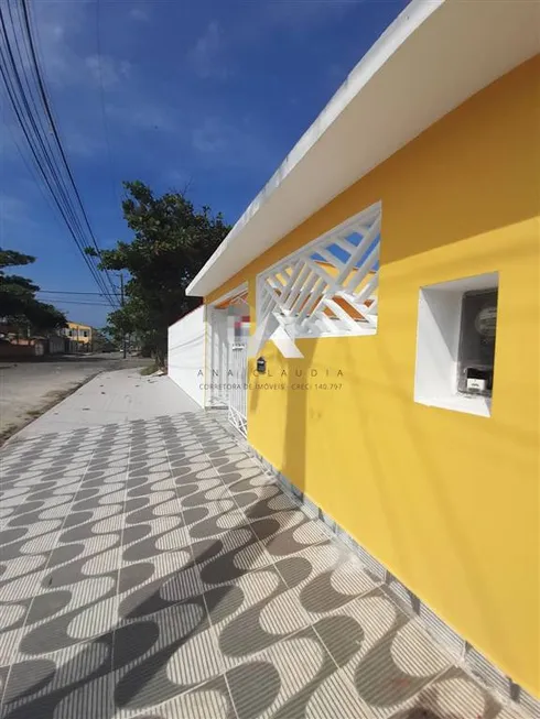 Foto 1 de Casa com 2 Quartos à venda, 72m² em Regina Maria , Mongaguá