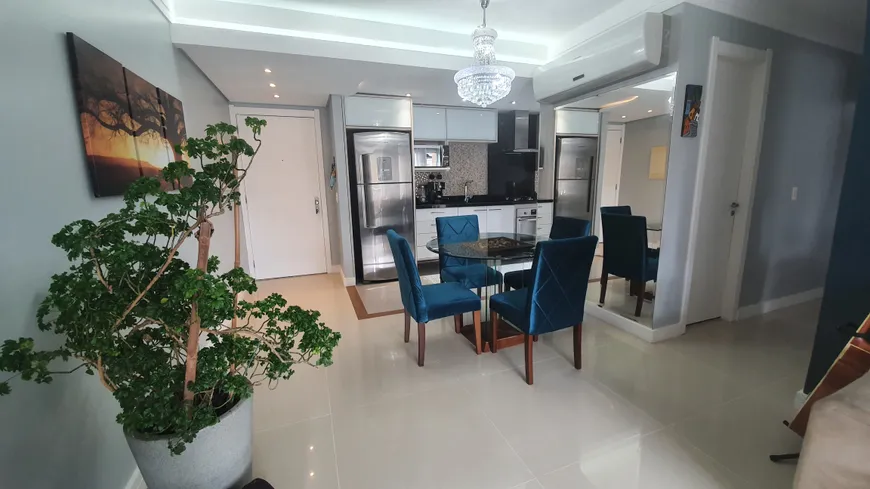 Foto 1 de Apartamento com 3 Quartos à venda, 93m² em Teresópolis, Porto Alegre