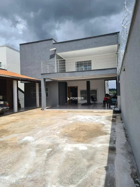 Foto 1 de Sobrado com 3 Quartos à venda, 220m² em Residencial Dom Rafael, Goiânia