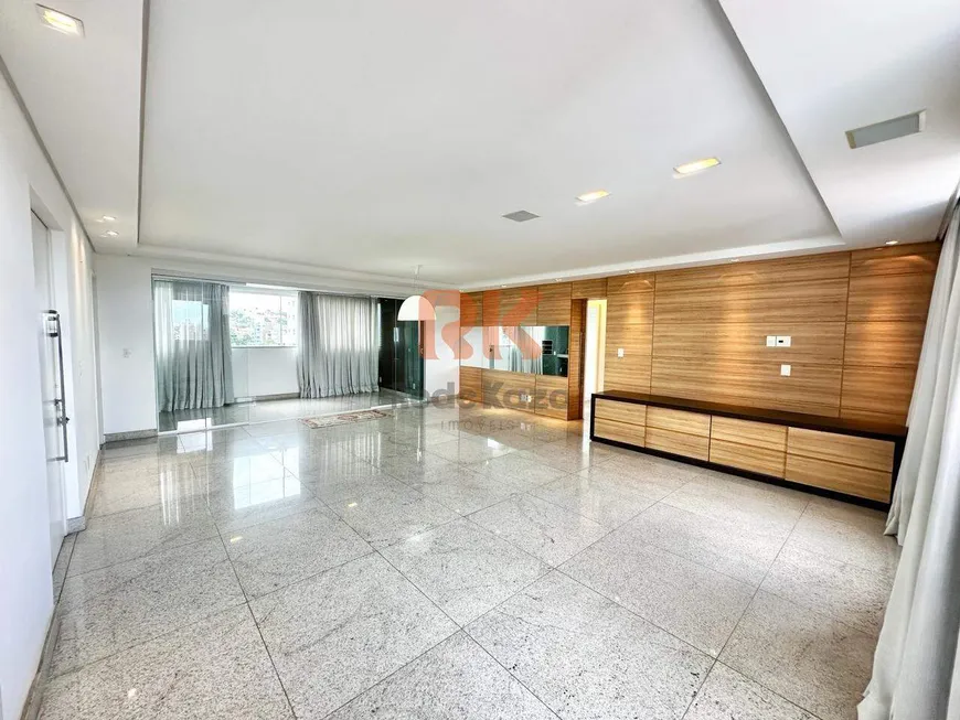Foto 1 de Apartamento com 3 Quartos à venda, 196m² em São José, Belo Horizonte
