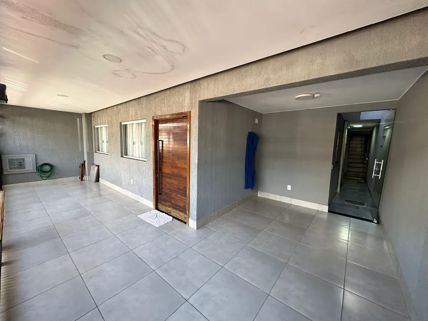 Foto 1 de Sobrado com 4 Quartos à venda, 150m² em Ceilandia Norte, Brasília