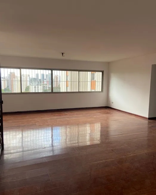 Foto 1 de Apartamento com 4 Quartos à venda, 234m² em Santo Amaro, São Paulo