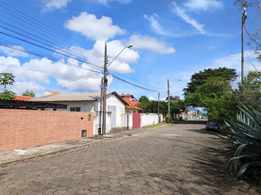 Foto 1 de Lote/Terreno à venda, 360m² em Carianos, Florianópolis
