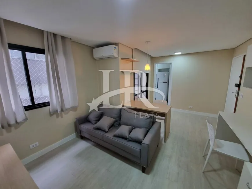 Foto 1 de Flat com 1 Quarto para alugar, 45m² em Vila Olímpia, São Paulo