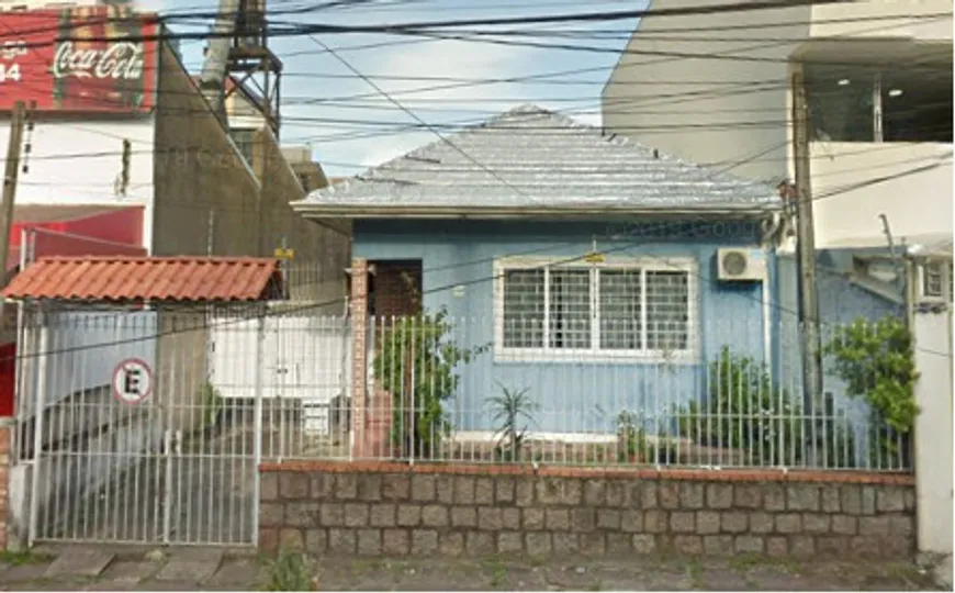 Foto 1 de Casa com 4 Quartos à venda, 300m² em Jardim Itú Sabará, Porto Alegre