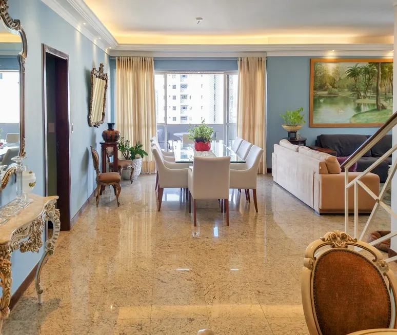 Foto 1 de Apartamento com 5 Quartos à venda, 560m² em Batista Campos, Belém