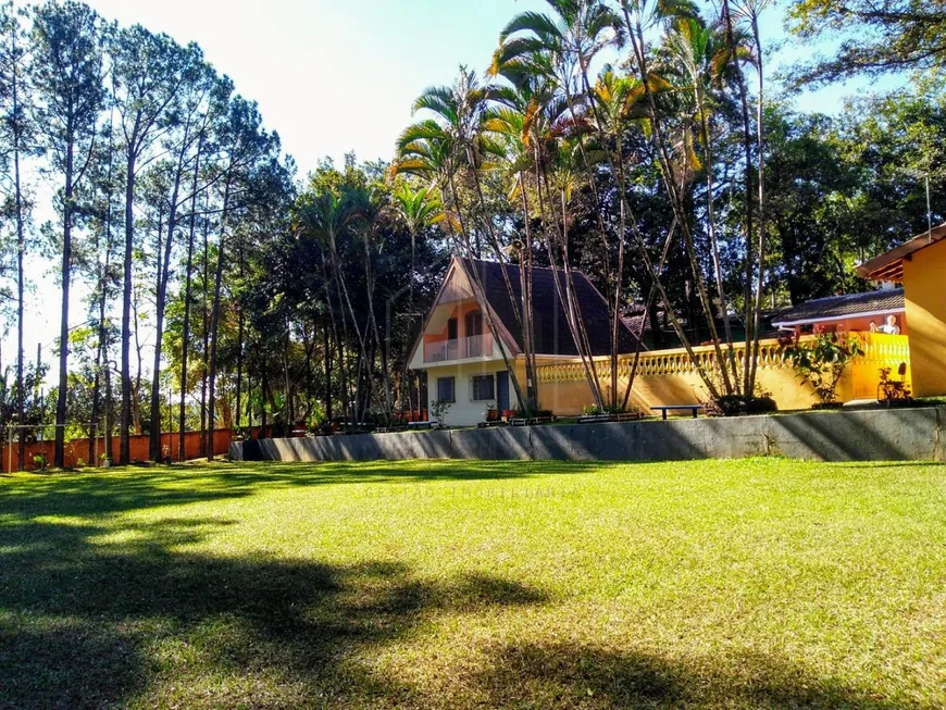 Foto 1 de Fazenda/Sítio com 4 Quartos à venda, 450m² em Jardim Celeste, Jundiaí