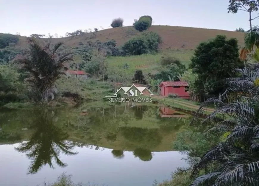 Foto 1 de Fazenda/Sítio com 3 Quartos à venda, 380m² em , Paraíba do Sul