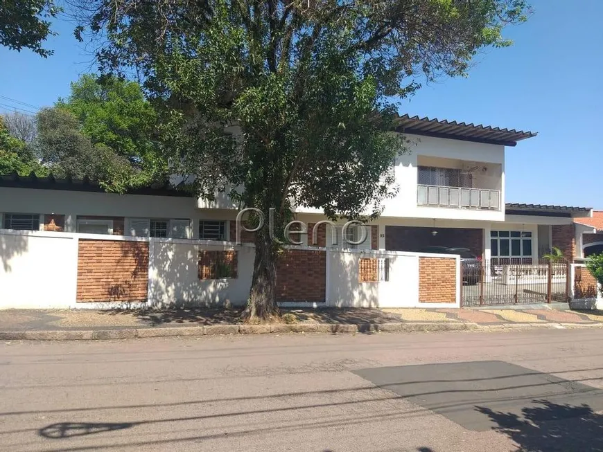 Foto 1 de com 4 Quartos à venda, 320m² em Vila Sao Luiz, Valinhos