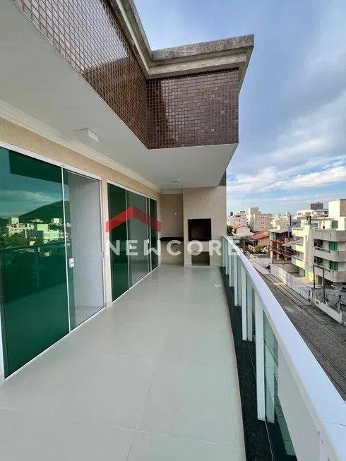 Foto 1 de Apartamento com 2 Quartos à venda, 131m² em Centro, Bombinhas