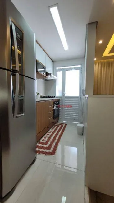 Foto 1 de Apartamento com 2 Quartos à venda, 41m² em Vila Endres, Guarulhos