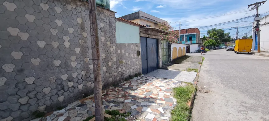 Foto 1 de Casa com 9 Quartos à venda, 300m² em Andrade Araújo, Belford Roxo
