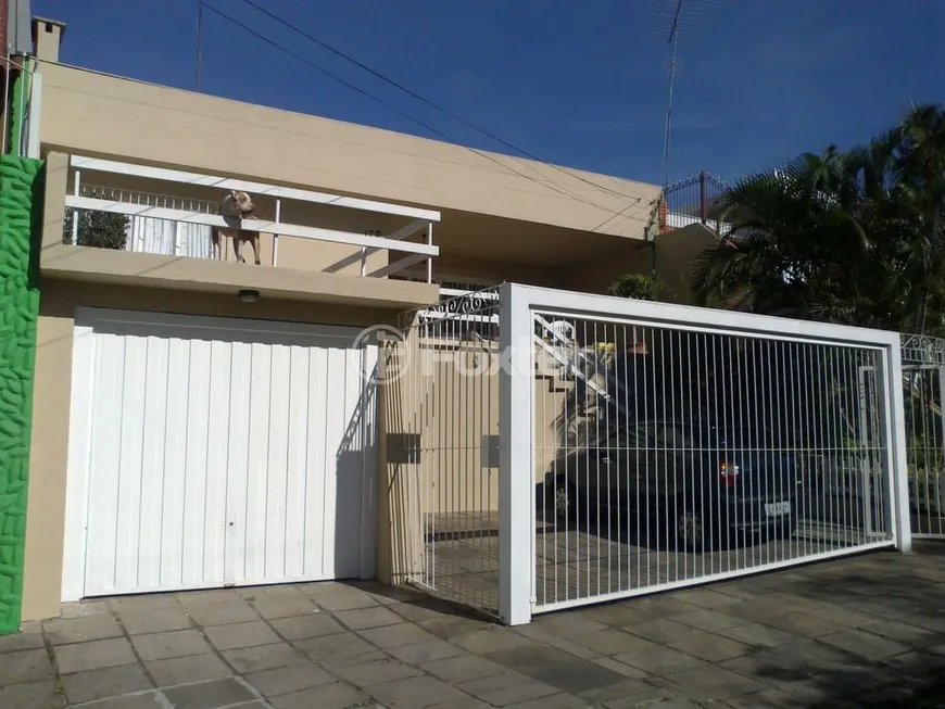 Foto 1 de Casa com 4 Quartos à venda, 180m² em Jardim Itú Sabará, Porto Alegre