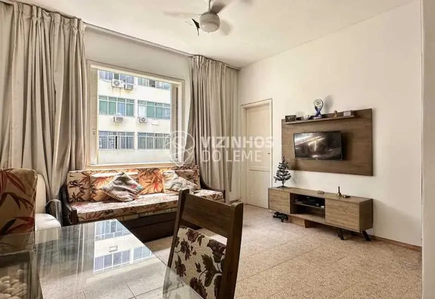 Foto 1 de Apartamento com 1 Quarto à venda, 45m² em Leme, Rio de Janeiro