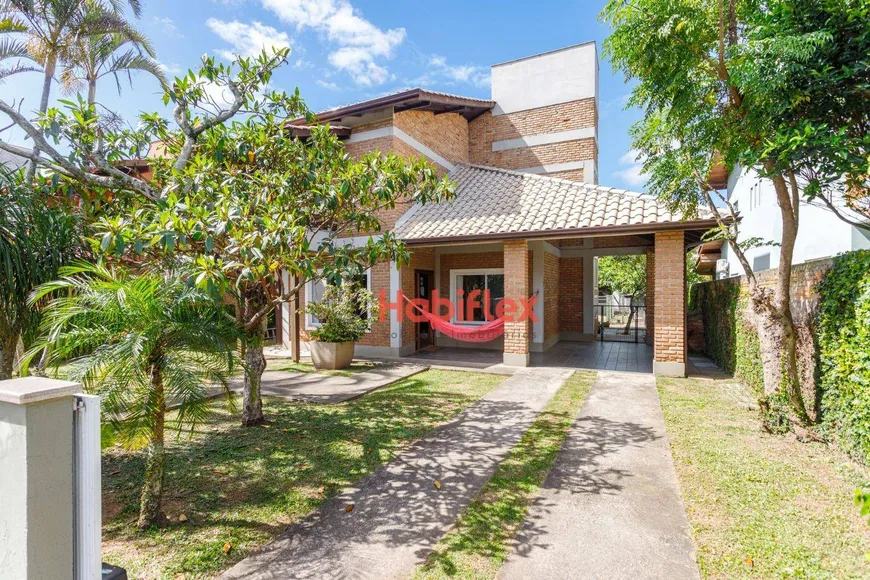 Foto 1 de Casa de Condomínio com 3 Quartos para alugar, 210m² em Morro das Pedras, Florianópolis