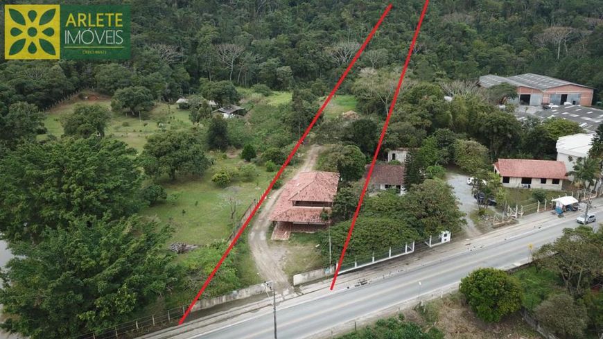 Foto 1 de Lote/Terreno com 1 Quarto à venda, 8329m² em Alto Pereque, Porto Belo