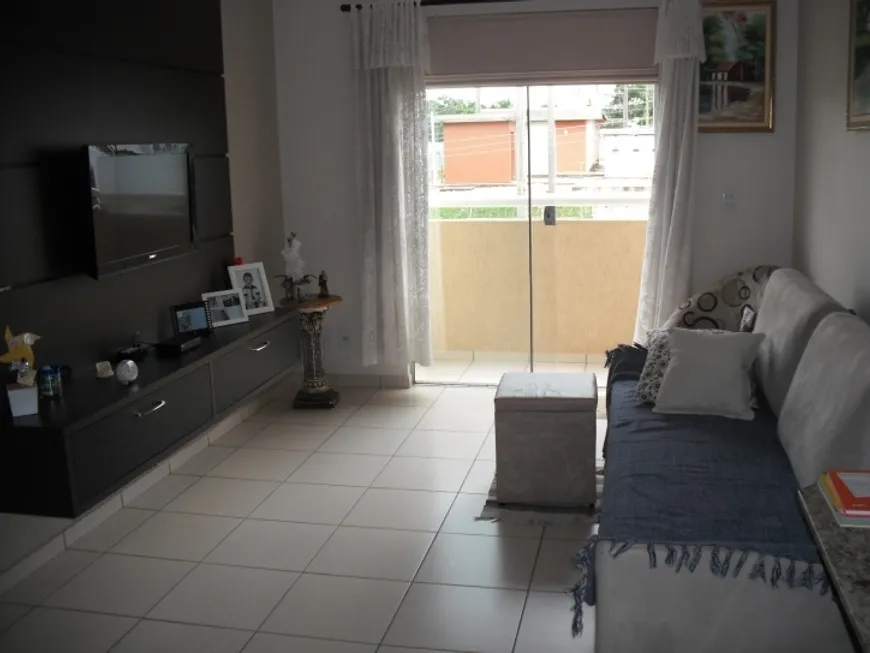 Foto 1 de Apartamento com 2 Quartos à venda, 72m² em Vila Nova Louveira, Louveira