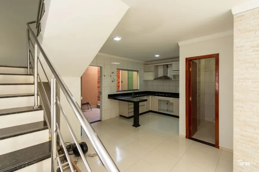 Foto 1 de Casa com 3 Quartos para alugar, 110m² em Residencial Sao Leopoldo , Goiânia