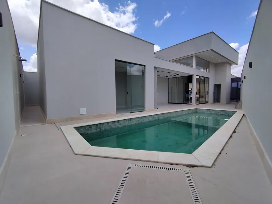 Foto 1 de Casa de Condomínio com 3 Quartos à venda, 200m² em Papagaio, Feira de Santana