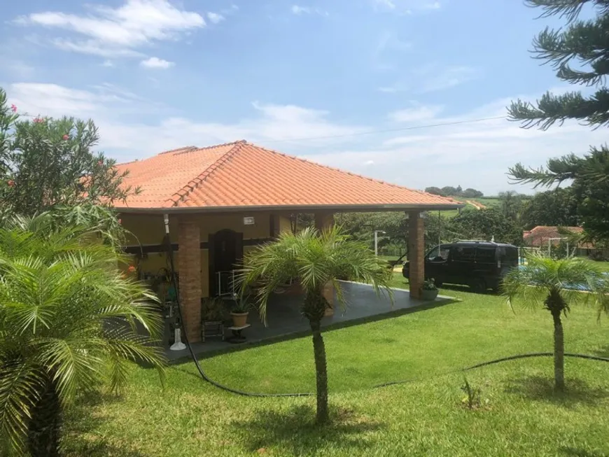 Foto 1 de Fazenda/Sítio com 3 Quartos à venda, 180m² em Chacara Maracajas, Salto