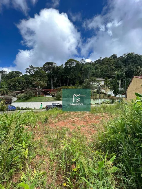 Foto 1 de Lote/Terreno à venda, 726m² em Carlos Guinle, Teresópolis