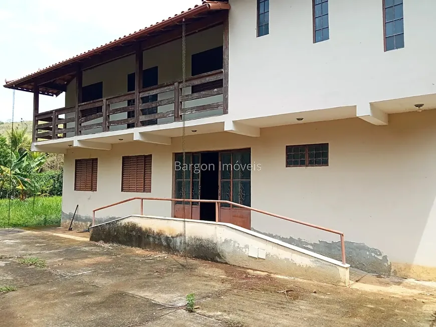 Foto 1 de Fazenda/Sítio com 4 Quartos à venda, 220m² em Centro, Juiz de Fora