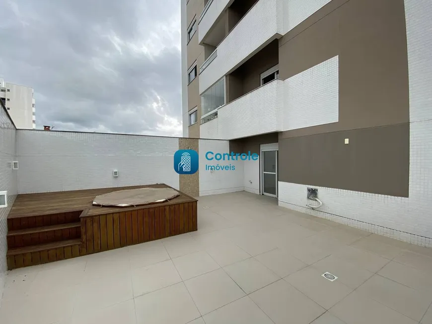 Foto 1 de Apartamento com 3 Quartos à venda, 132m² em Capoeiras, Florianópolis