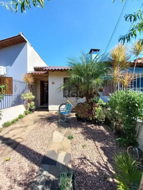 Foto 1 de Casa com 2 Quartos à venda, 46m² em Aberta dos Morros, Porto Alegre