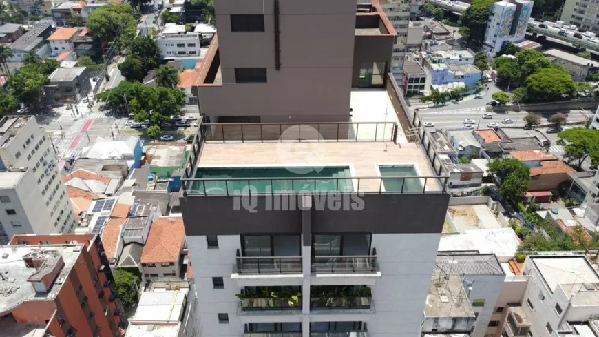 Foto 1 de Cobertura com 6 Quartos à venda, 487m² em Higienópolis, São Paulo