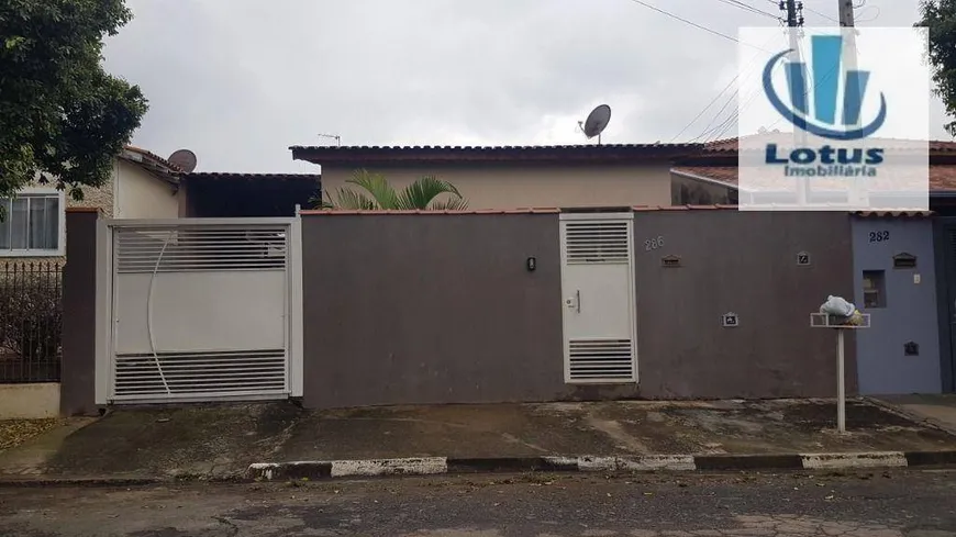 Foto 1 de Casa com 5 Quartos à venda, 200m² em Santa Cruz, Jaguariúna