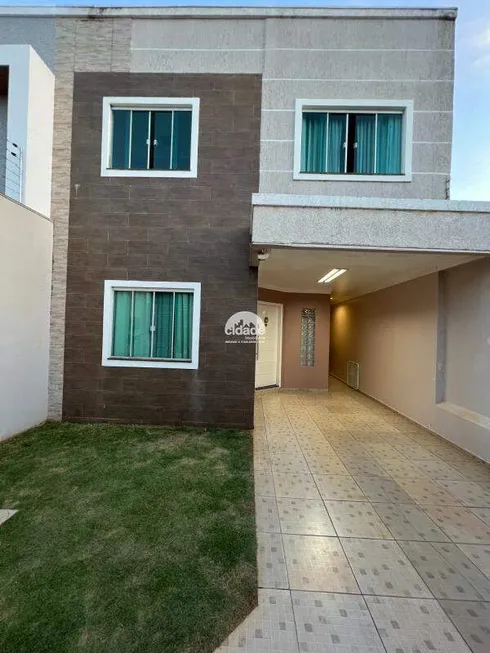 Foto 1 de Sobrado com 3 Quartos à venda, 159m² em Cancelli, Cascavel