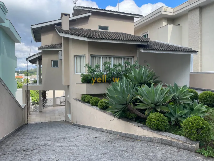 Foto 1 de Casa de Condomínio com 4 Quartos para venda ou aluguel, 230m² em Arujá 5, Arujá