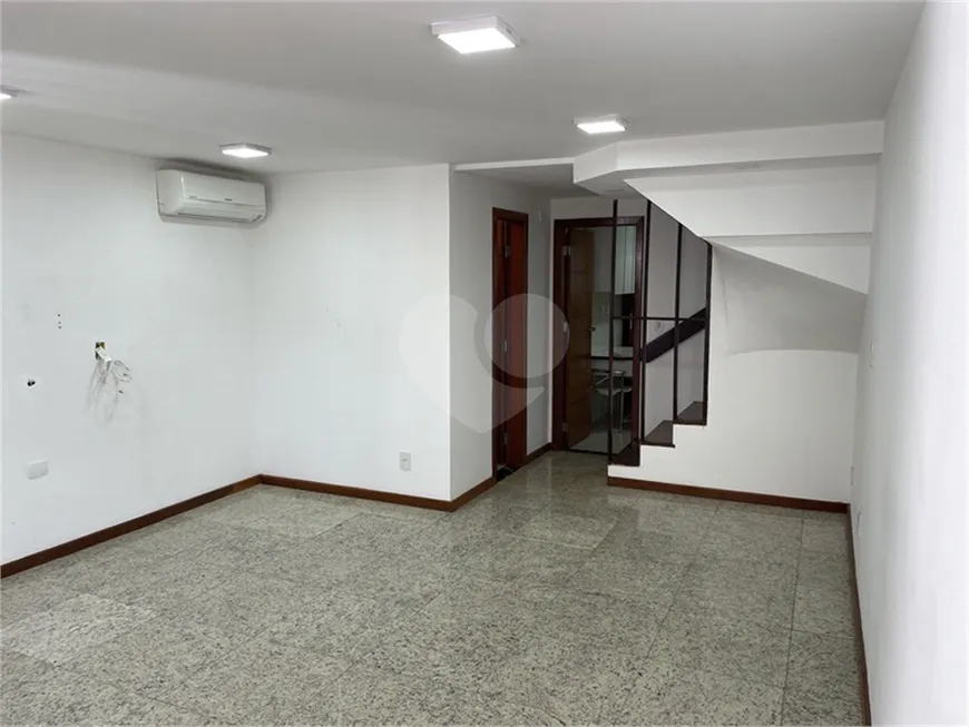 Foto 1 de Casa de Condomínio com 3 Quartos à venda, 137m² em Caminho Das Árvores, Salvador