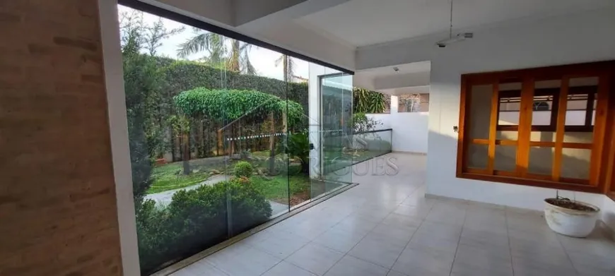 Foto 1 de Casa com 3 Quartos à venda, 353m² em Centro, Pindamonhangaba